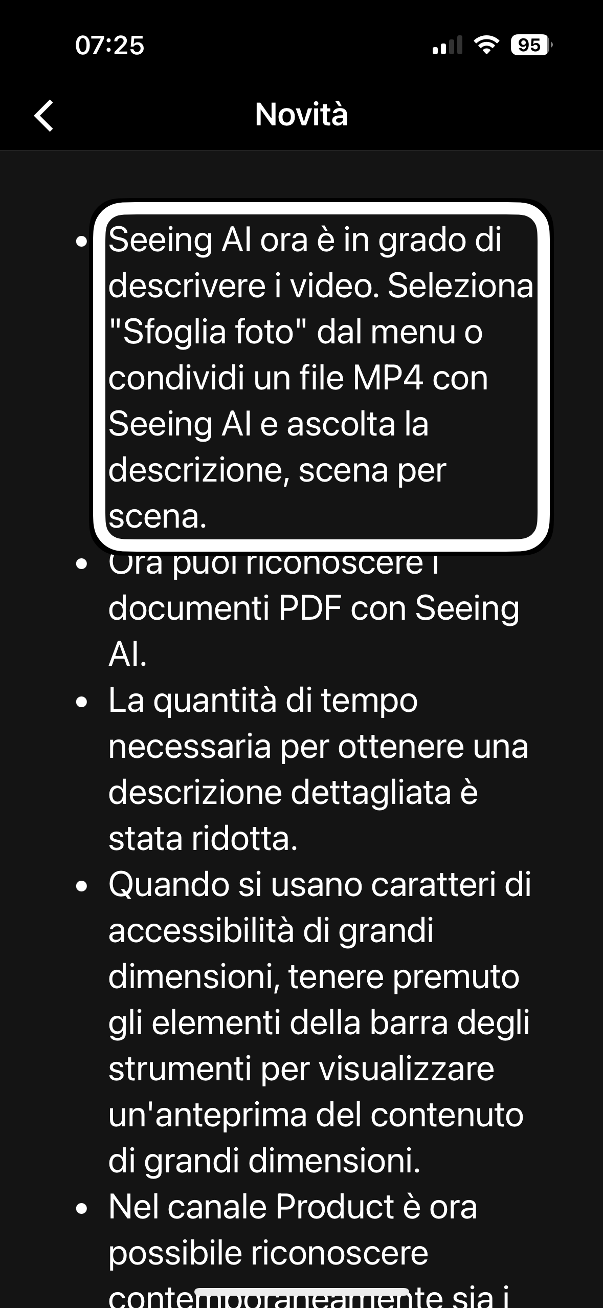 nell’immagine uno screenshot dell’iPhone aperto nell’applicazione Seeing AI mentre stai illustrando le novità per descrivere i video